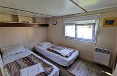 Camping Parc Les Goélands*** - Mobil-home côté Piscine - 3 chambres - 6 personnes -  chambre du bas