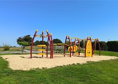 NOUVEAU : Structure d'escalades sur le camping Parc Les Goélands