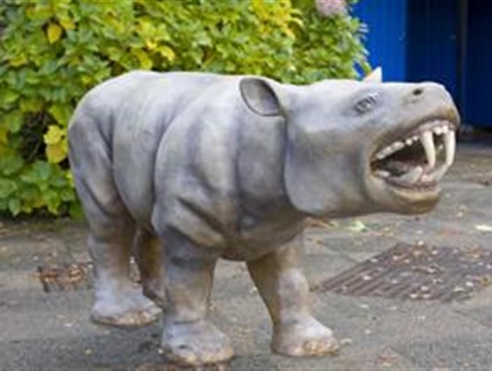 Uintatherium au Parc de la Préhistoire