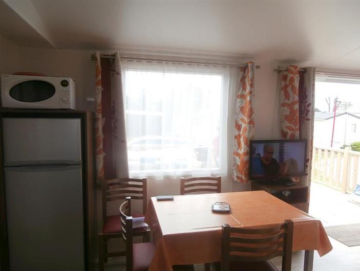 Mobil home 1 à 4 personnes,  - au calme, vue campagne - Camping avec piscine couverte