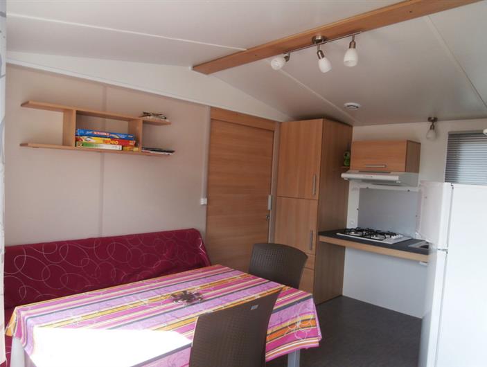 Mobil-home accessible en fauteuil roulant. Mobil home pouvant accueillir 6 personnes.