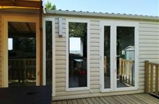 Mobil home avec vue sur la mer