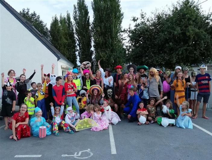Défilé du 15 Août au Camping et Parc Les Goélands 