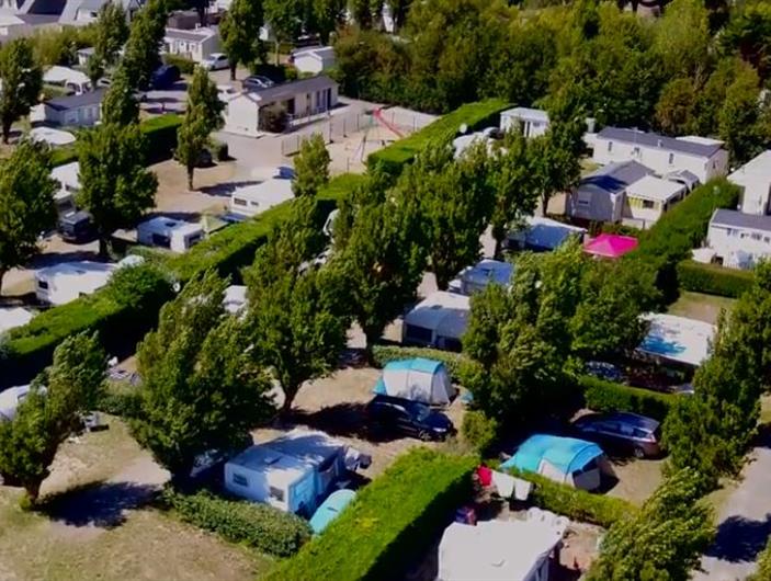 Camping traditionnel - Emplacement et location à Ambon - plage