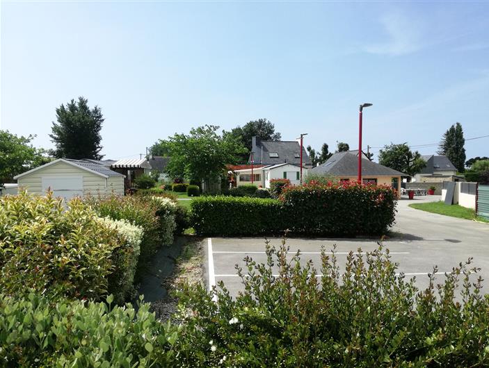 Parking visiteur piscine