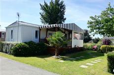 Mobil home LUXUEUX en location, Vacances pour 6 personnes à la mer - Camping 3 étoiles Les Goélands à Ambon