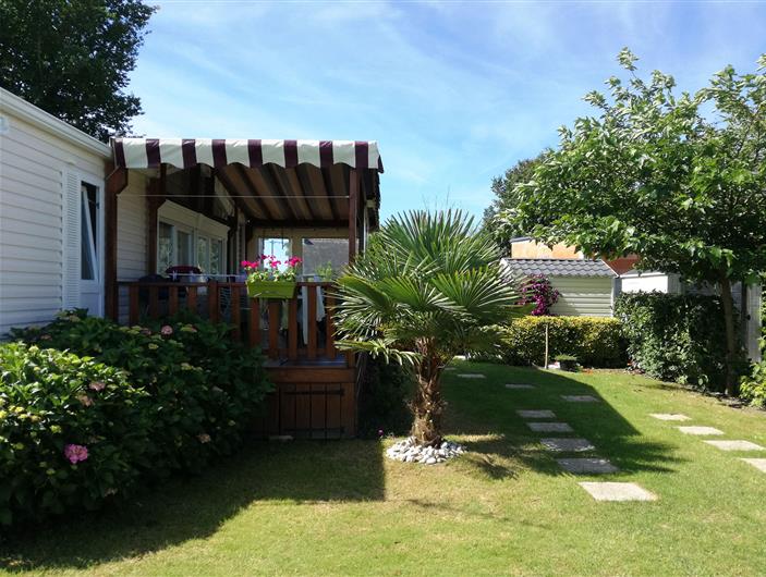 Hébergement en mobil-home N°2 côté Parc - 3 chambres- 6 personnes