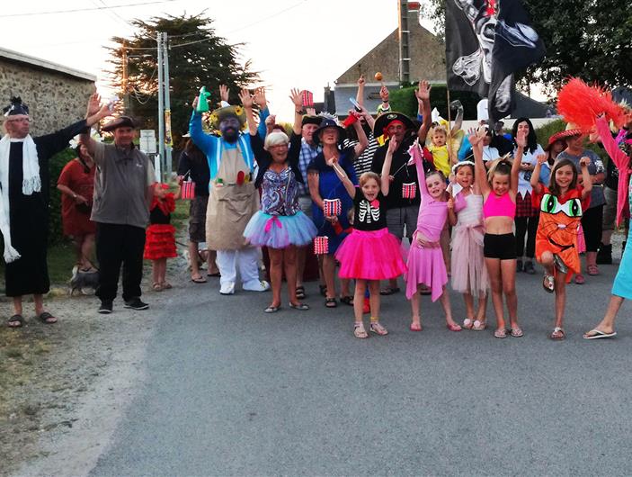 Défilé déguisé le 15 Juillet et le 15 Août au Camping