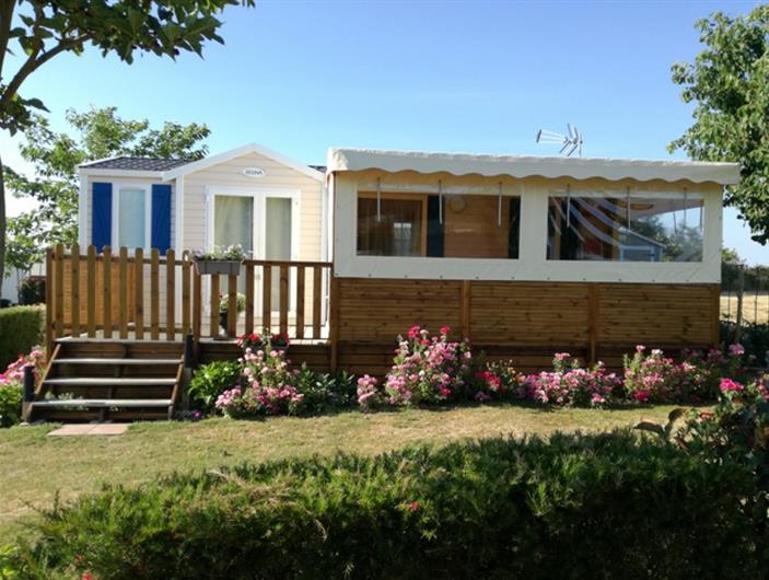 A louer mobil home 2 chambres avec belle vue- Camping Parc Les Goélands à Ambon