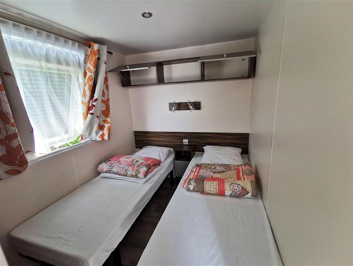 Hébergement 2 chambres à la mer - Camping PARC Les Goélands à Ambon -