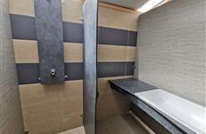 Sanitaire du camping les Goélands- à Ambon - baignoire enfant