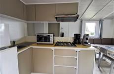 Logement de vacances - Hébergement Mobil-home 3 ch - camping front mer - mobil home confort - cuisine