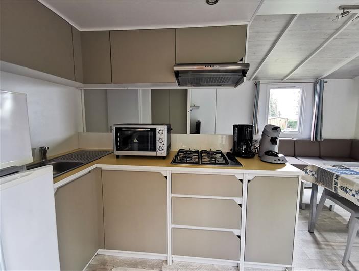 Logement de vacances - Hébergement Mobil-home 3 ch - camping front mer - mobil home confort - cuisine