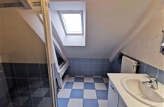 Petite salle d'eau de l'étage du gite