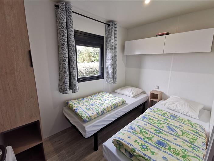 Location mobil-home N°61 - 3 chambres  - www.campinglesgoelands.com