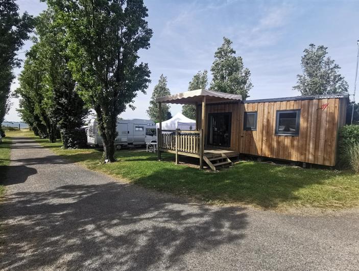 Mobil & bungalow au camping les goelands à ambon-plage - Morbihan - Accès directe à la plage de Bétahon