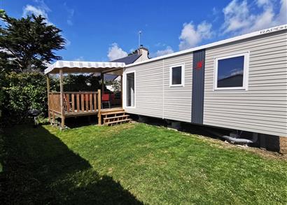 Camping Les Goélands à Ambon - Mobil neuf avec terrasse couverte: 3 chambres 