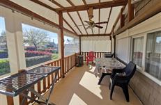 Mobil home pour 6 pers à louer avec grande terrasse couverte intégral