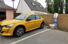 Nouveau - Borne pour voiture électrique - camping Parc Les Goélands