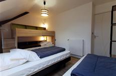 Location Gîte familiale - 5 chambres et 4 salles d'eau à 500 m de la MER à Ambon au Camping PARC les Goélands
