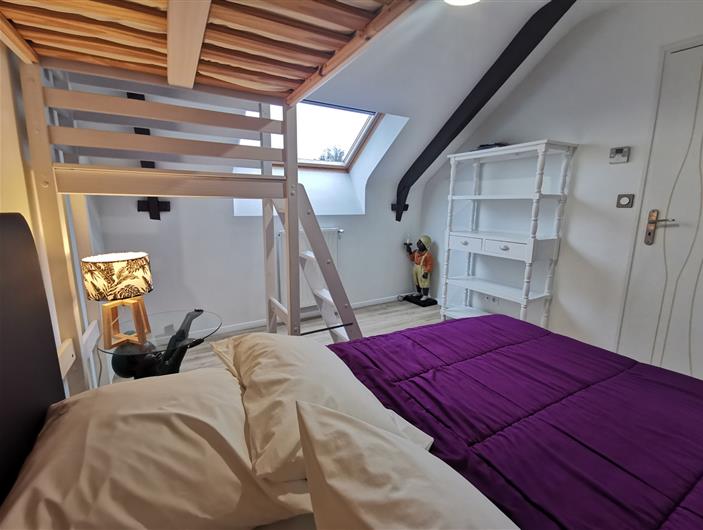 Gîte de charme avec chambre de caractère pour 3 pers. Ambon-plage