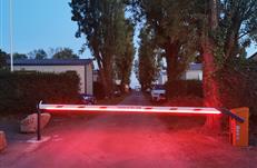 Barrière d'accès à l'entrée du Camping Les goélands