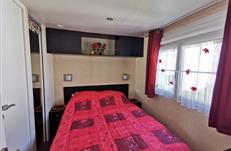 Camping piscine couverte - Mobil-home 3 chambres bord de mer