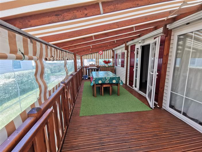 Mobil-home avec grande terrasse couverte - Camping Parc Les Goélands ***