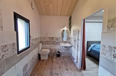 Salle d'eau privative adapté PMR  de la chambre du milieu