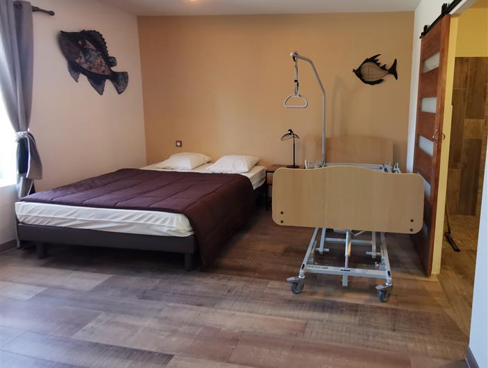 Modification d'une chambre pour l'instalation d'un lit médicalisé
